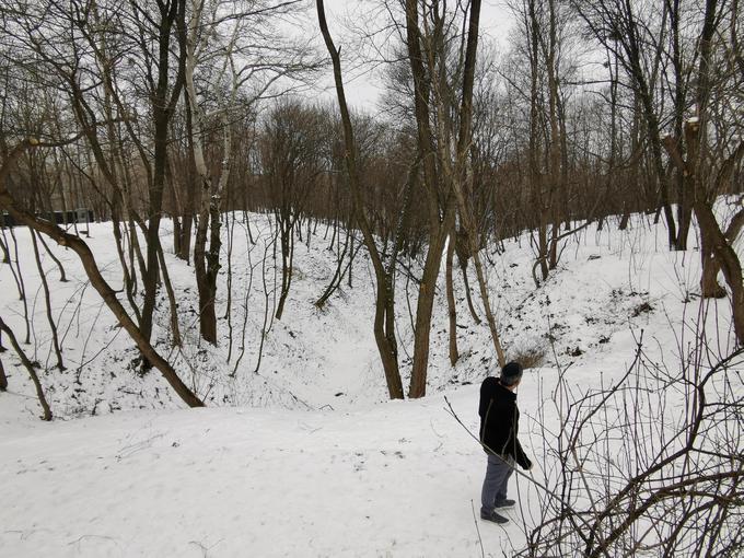 V Babinem Jaru so žrtve pobijali s streljanjem, zato za razliko od koncentracijskih taborišč, kot je Auschwitz, v Babinem Jaru ni ostankov zgradb in drugih struktur. | Foto: Srdjan Cvjetović