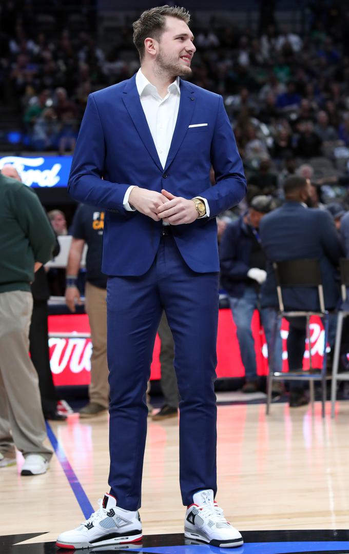 Slovenski as je dvoboj spremljal v obleki. | Foto: Guliverimage/Getty Images