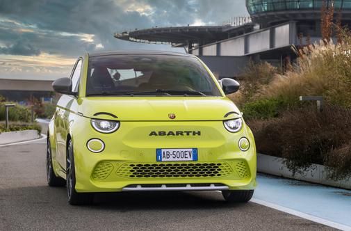 Imajo zvezane roke: Abarth brez novih bencinskih športnikov