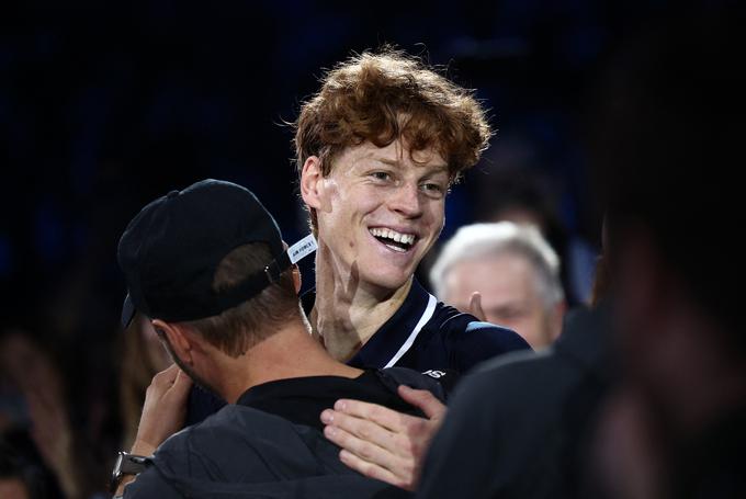 Jannik Sinner je v nedeljo na krilih italijanskega občinstva osvojil finalni turnir. | Foto: Guliverimage