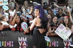 Katy Perry s svojo glasbeno založbo