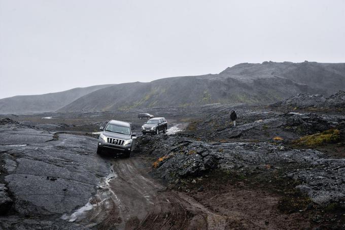 V okviru prve vožnje smo se nekajkrat zanesli tudi na reduktor. Meje voznih zmogljivosti nismo dosegli. | Foto: Ciril Komotar