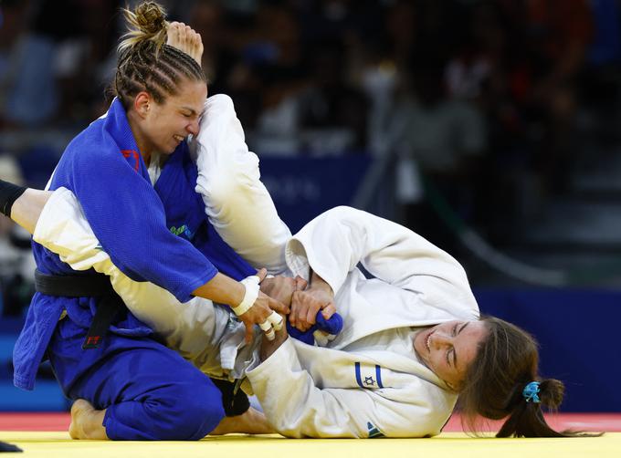 Kaja Kajzer je v prvem boju izgubila in končala nastope. | Foto: Reuters