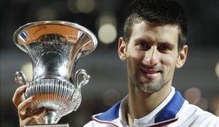 Nepremagljivi 'Nole' že v finalu ATP