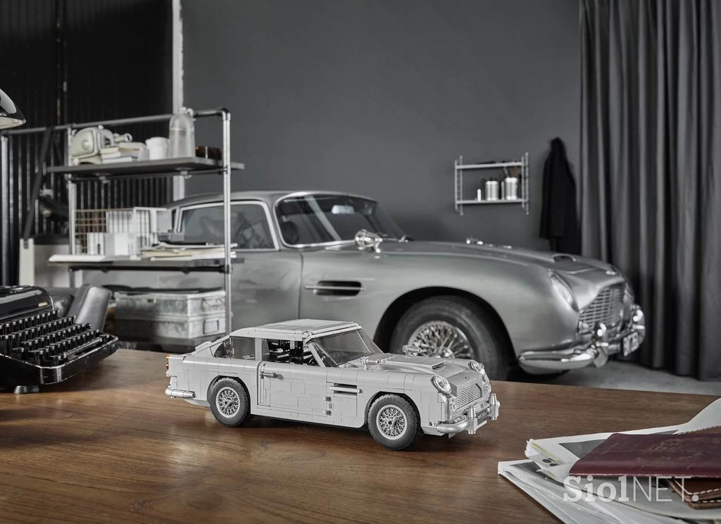 Aston Martin DB5 Lego