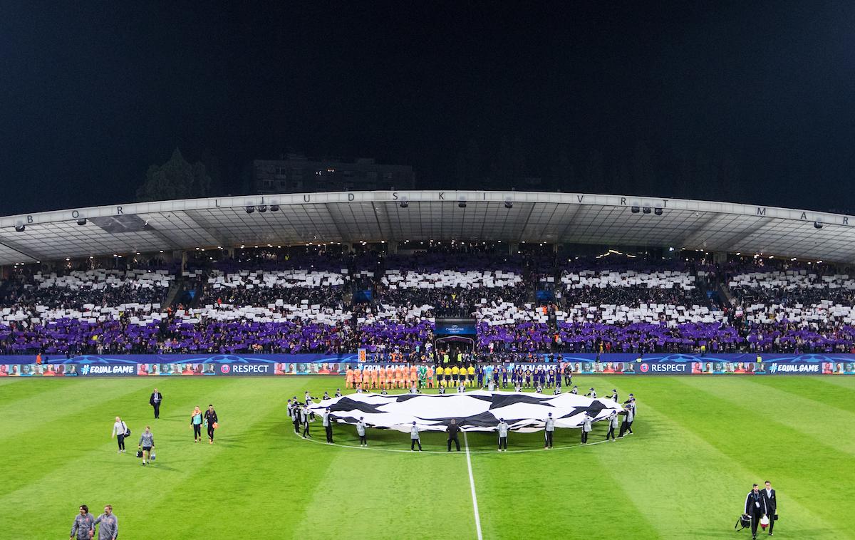 Maribor Liverpool | Maribor je nazadnje igral dvoboje skupinskega dela lige prvakov v sezoni 2017/18. Tako mogočno je bilo vzdušje v Ljudskem vrtu pred tekmo med Mariborom in Liverpoolom. | Foto Matic Klanšek Velej/Sportida