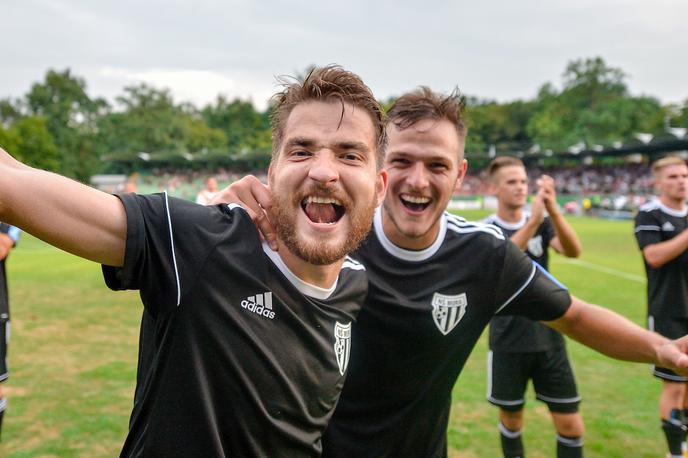 Mura Domžale PLTS | Nogometaši Mure so poskrbeli za veliko presenečenje v Fazaneriji. | Foto Mario Horvat/Sportida