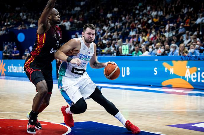 Slovenija : Belgija, slovenska košarkarska reprezentanca, EuroBasket 2022 Luka Dončić | Luka Dončić se je tokrat ustavil pri 35 točkah. | Foto Vid Ponikvar/Sportida