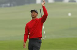 Tiger Woods po devetih mesecih spet tolče žogice