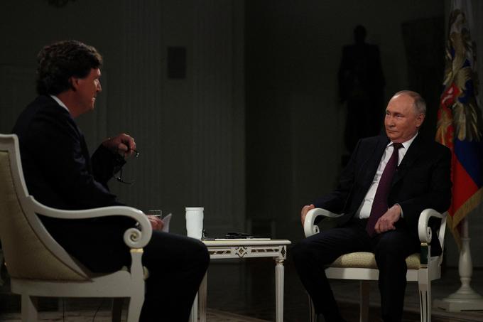 Tucker Carlson, Vladimir Putin, intervju | Foto: Reuters