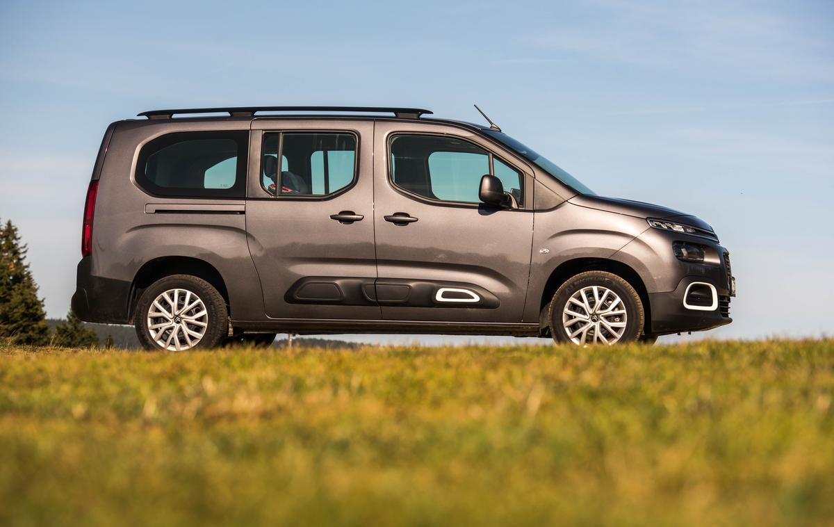 citroën berlingo XL 1.5 BlueHDi 130 feel | Berlingo, najbolj priljubljen družinski enoprostorec, in drugi tudi priljubljeni Stellantisovi družinski modeli bodo od tega meseca naprej na voljo le še s polnim električnim pogonom. | Foto Gašper Pirman