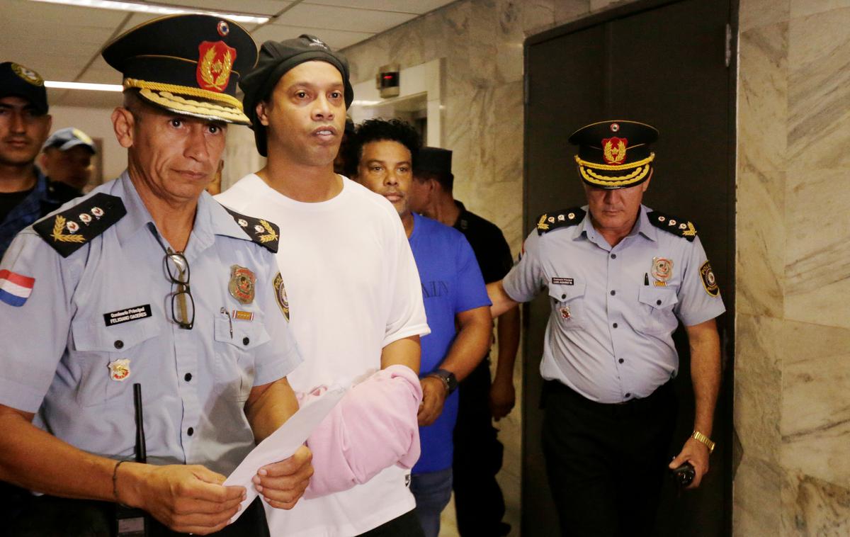 Ronaldinho | Ronaldinho je zapustil zapor v Paragvaju. | Foto Reuters