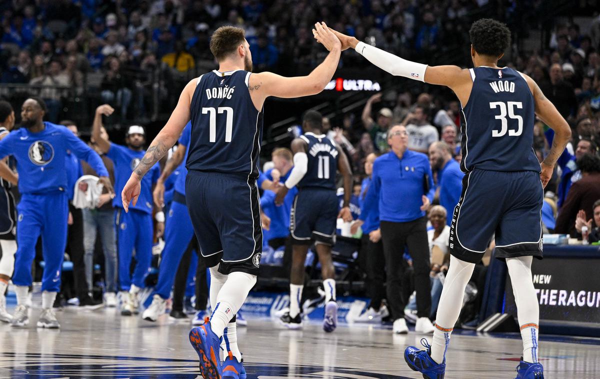 Luka Dončić | Luka Dončić in Christian Wood sta blestela proti Portlandu. | Foto Reuters