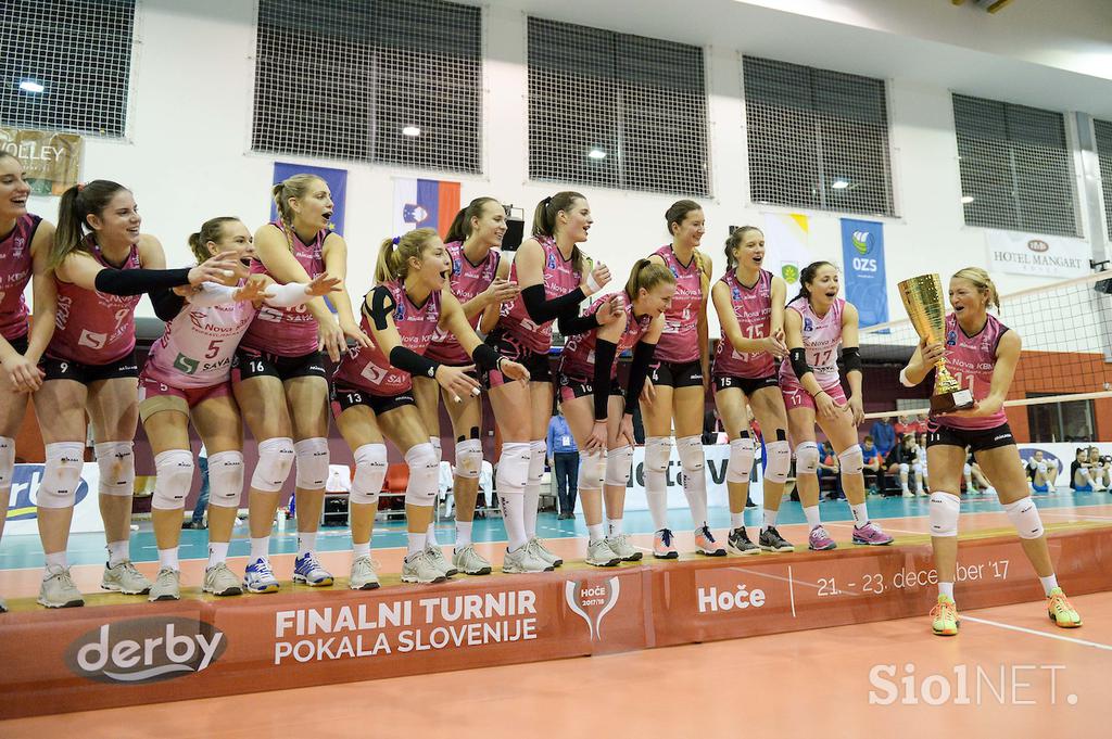 Nova KBM Branik Calcit Volley