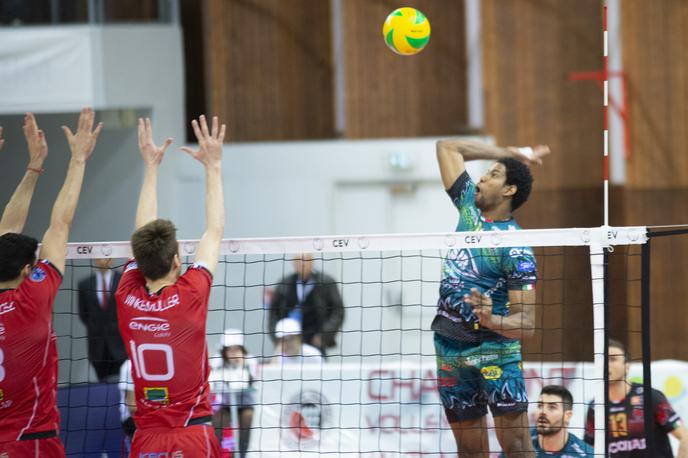 Wilfredo Leon | Wilfredo Leon v Franciji ni bil razpoložen, a vseeno  dosegel 15 točk. | Foto CEV