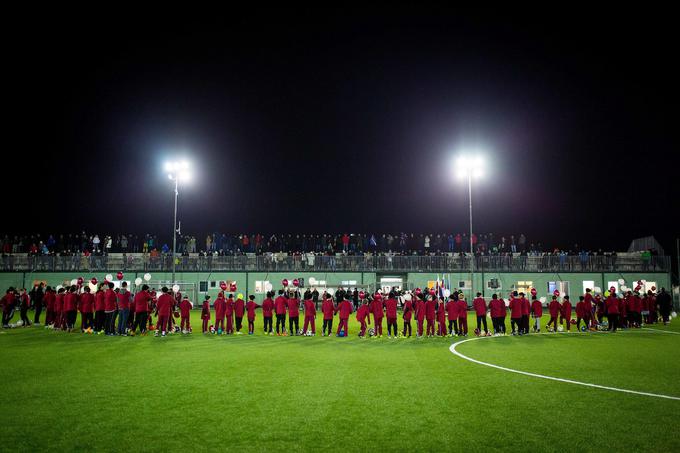 Dogodek sta priredila NK Triglav Kranj in Mestna občina Kranj. Potekal je na igrišču v neposredni bližini glavne zelenice v Športnem centru Kranj. | Foto: Žiga Zupan/Sportida