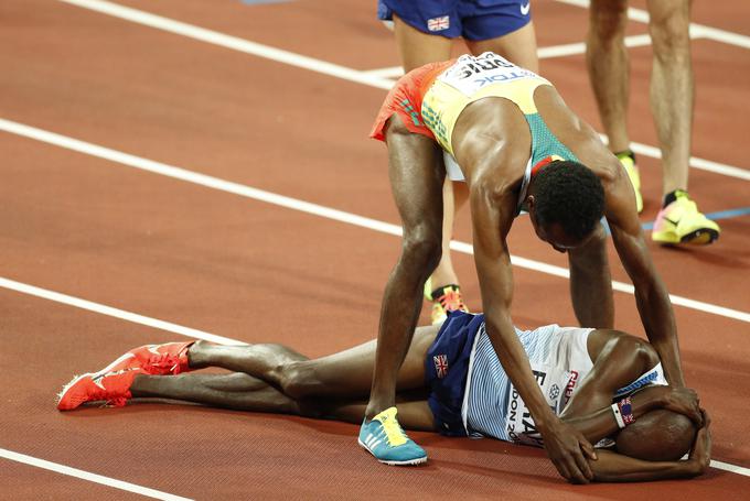 Mo Farah ni mogel skrivati razočaranja. | Foto: Reuters