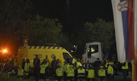 Tragedija v Novem Sadu: 14 ljudi je umrlo, tudi šestletni otrok #foto #video