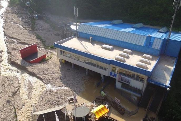 Spodnja postaja kabinske žičnice na Krvavec | Foto PGD Cerklje