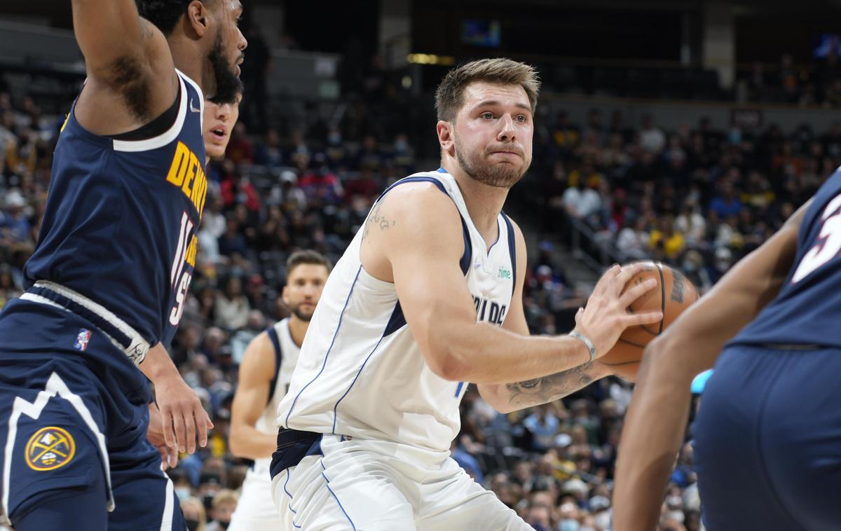 Luka Dončić Dallas | Luka Dončić je pripravil posebno presenečenje za otroke, ki se zdravijo na Pediatrični kliniki UKC v Ljubljani.  | Foto Guliver Image