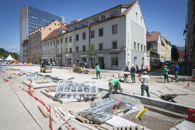 Delavci so na gradbišču od ponedeljka do nedelje. | Foto: Bojan Puhek