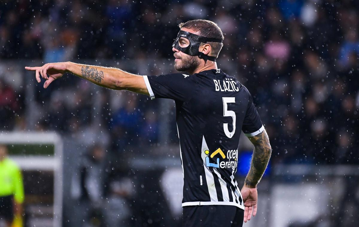 Angers Miha Blažič | Miha Blažič je v petek igral celo tekmo. | Foto Guliverimage