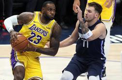 Dončić spet piše zgodovino, a slajše se smeji LeBron James #video