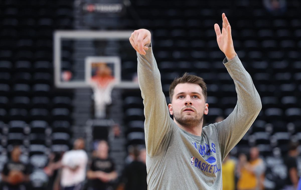 Luka Dončić | Luka Dončić je tekmovalen tudi na treningu. | Foto Reuters