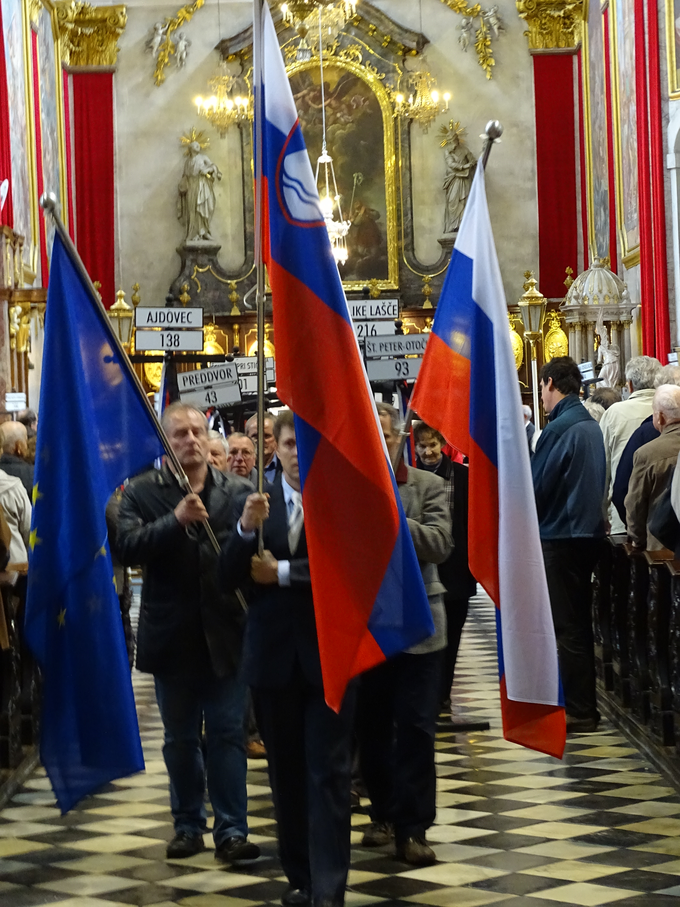 "Nova Slovenska zaveza ne pristaja več na razmišljanje znotraj postavljenih nam okvirov politične korektnosti," je bil jasen Sušnik. | Foto: 