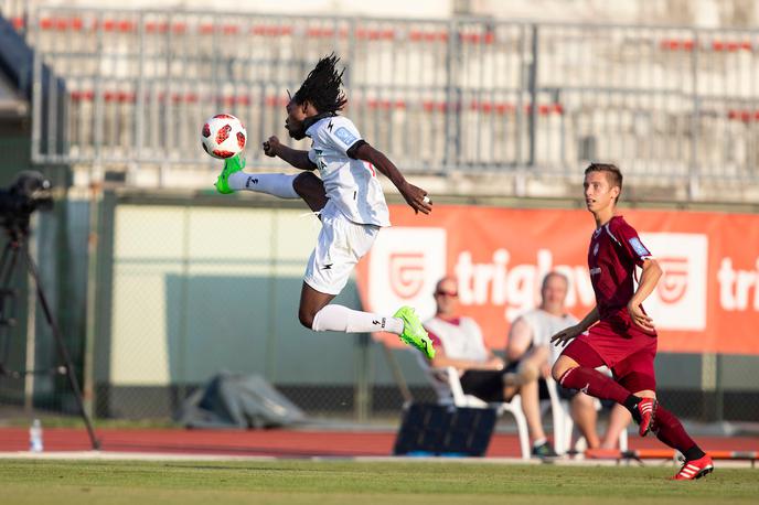 Ibrahim Mensah | Ibrahim Mensah se po dobrih dveh letih poslavlja od Slovenije in odhaja na Norveško. | Foto Urban Urbanc/Sportida