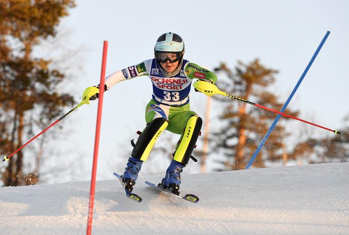 Meta Hrovat je bila po super prvi vožnji v drugi zelo nervozna. | Foto: Reuters