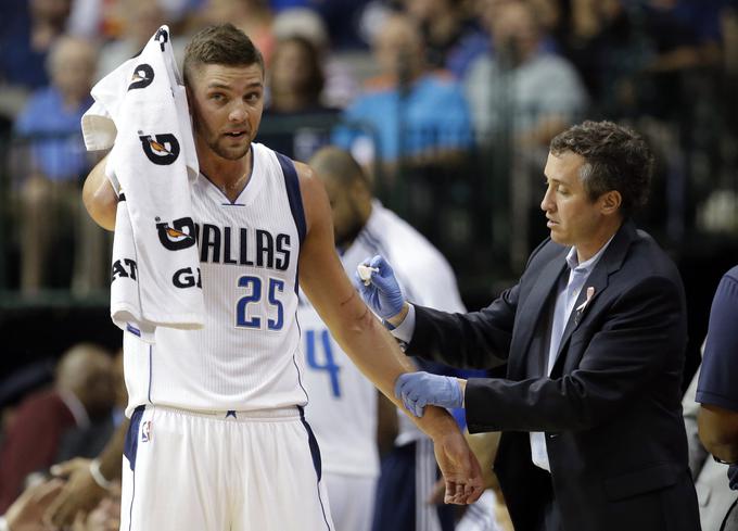 Že nekaj dni je v slovenski reprezentanci tudi Casey Smith, vodja fizioterapevtske službe Dallas Mavericks. | Foto: Guliverimage/Vladimir Fedorenko