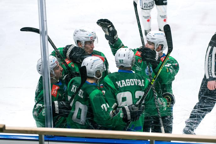 HK Olimpija : Black Wings Linz | Olimpija bo prvo pripravljalno tekmo igrala 14. avgusta v Tivoliju, kjer bo gostovala ekipa ameriške univerze Yale. | Foto HKO/Domen Jančič