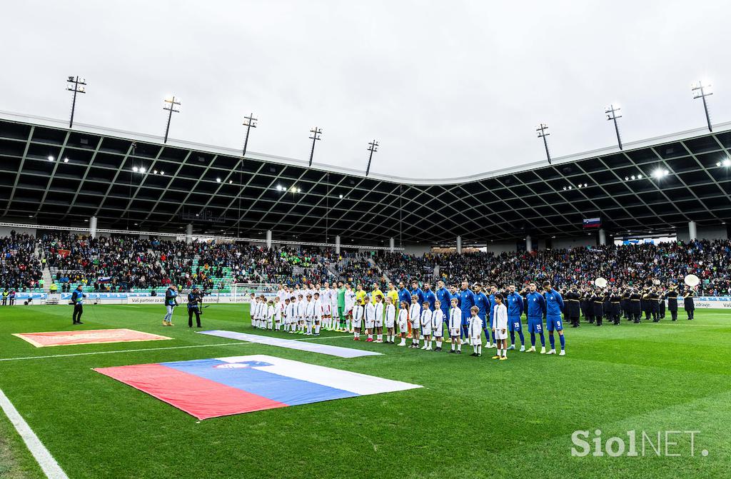 Prijateljska nogometna tekma: Slovenija - Črna gora, slovenska nogometna reprezentanca