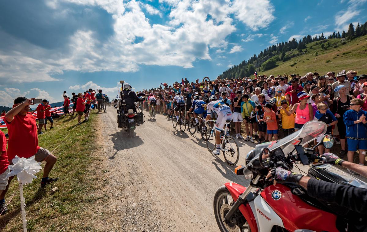 tour dirka po franciji | Na Dirki po Franciji bodo letos zaradi boljše epidemiološke slike ukrepi precej ohlapnejši kot lani. | Foto Guliverimage