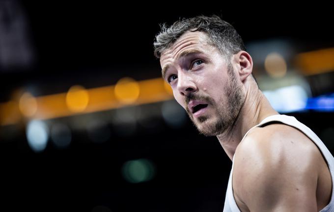 Starejši izmed bratov Dragić je zaigral že za sedmi klub v ligi NBA. Pred tem je oblekel dres Phoenixa (v dveh različnih časovnih okvirjih), Houstona, Miamija, Toronta, Brooklyna in Chicaga.  | Foto: Vid Ponikvar/Sportida