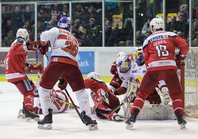 Trije klubi lige EBEL niso naklonjeni vrnitvi zmajev. Olimpija med 11 moštvi potrebuje dvotretjinsko večino. | Foto: Sportida