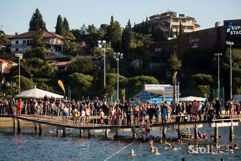 Novoletni skok v morje Portorož