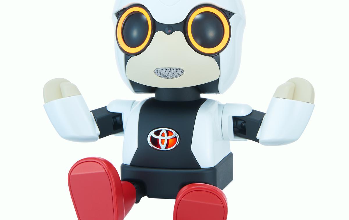 Toyota Kirobo Mini - robotski prijatelj | Foto Toyota