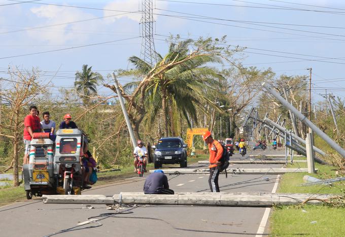 Filipine vsako leto zajame v povprečju 20 ciklonov. | Foto: Reuters