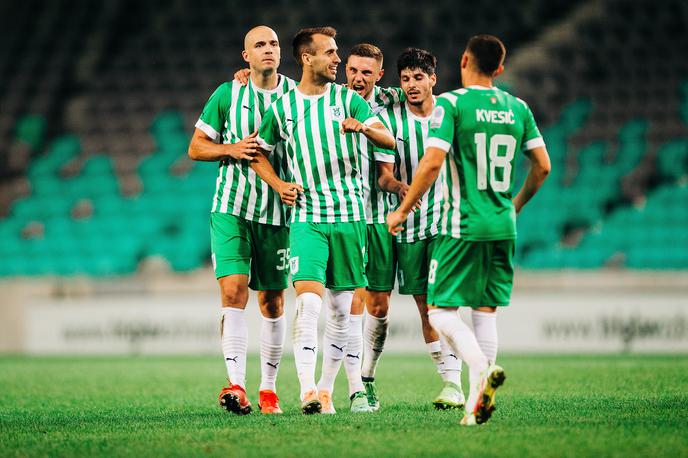 NK Olimpija ND Gorica | Nogometaši Olimpije so vknjižili peto zaporedno zmago brez prejetega gola v domačem prvenstvu in se vrnili na prvo mesto. | Foto Siniša Kanižaj/Sportida