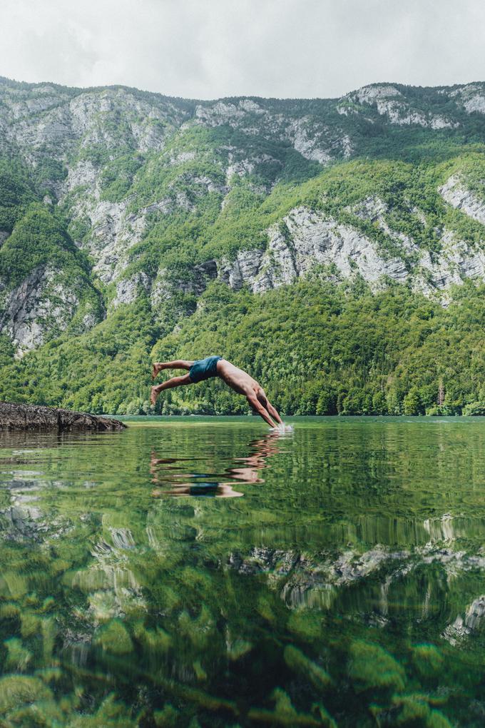 Ogromno imamo čudovitih rek, potokov in jezer, ni treba, da plavamo zgolj v morju, meni Širca.  | Foto: Daniel Taipale (www.slovenia.info)