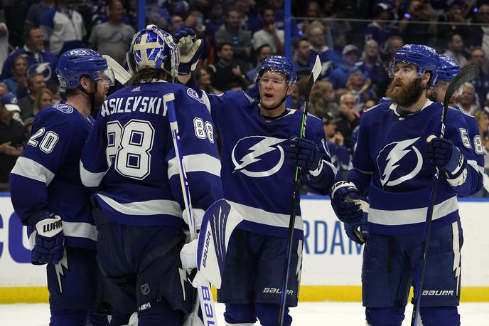 Tampa Bay Lightning New York Islanders | Hokejisti Tampe so pred selitvijo serije v New York izid v zmagah izenačili na 1:1. | Foto Guliverimage