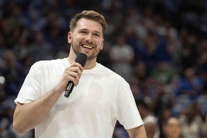 Luka Dončić se je zahvalil svojim navijačem. | Foto: Guliverimage