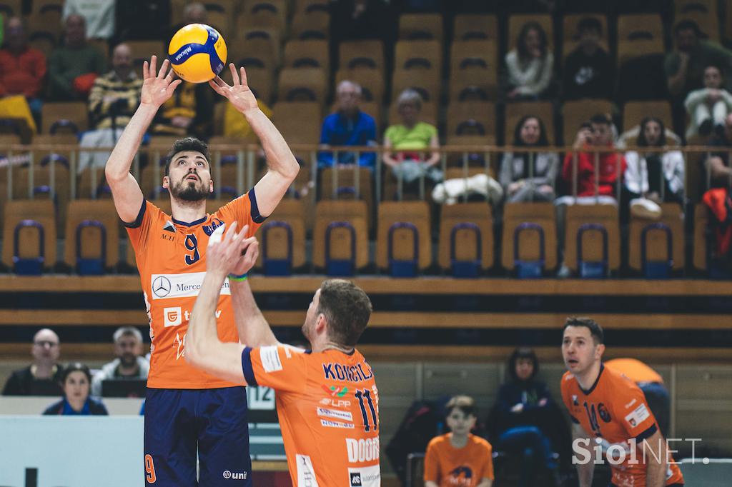 ACH Volley : Modena pokal CEV