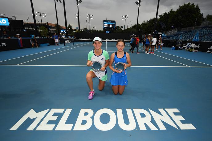 Živa Falkner | Živa Falkner (levo) se je v ženskih dvojicah uvrstila v finale.- | Foto Guliver/Getty Images