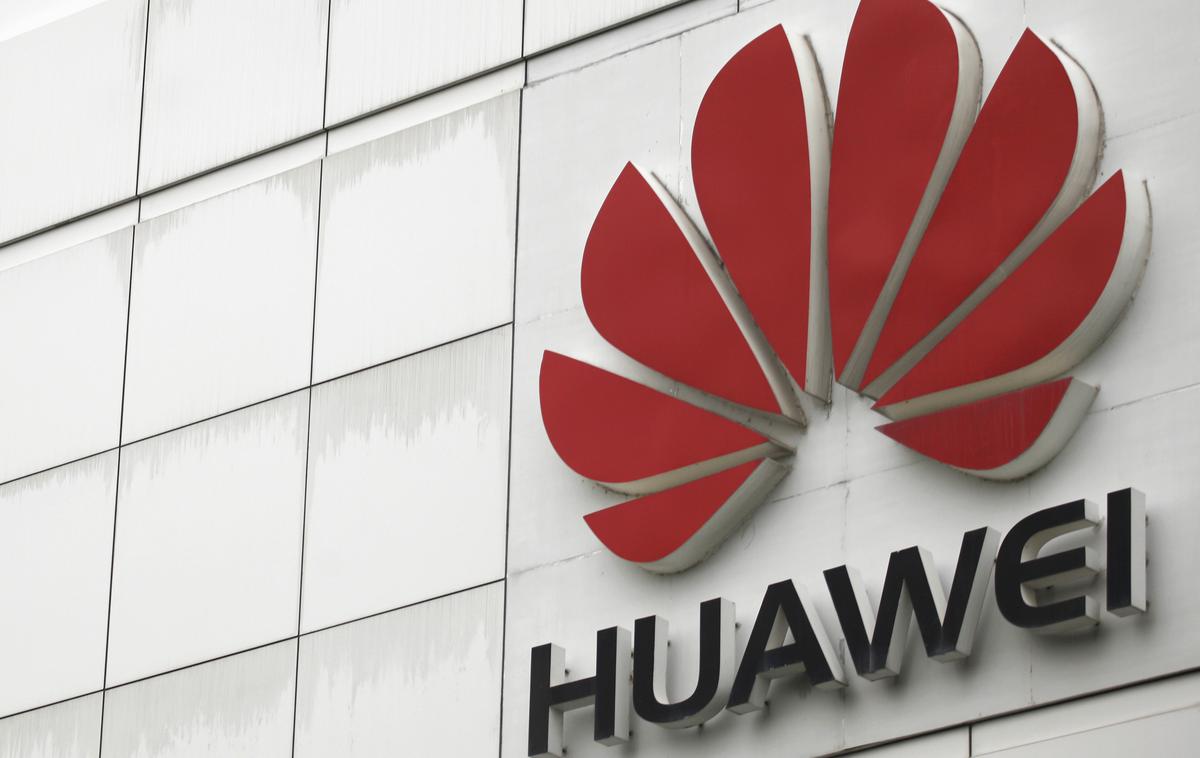 Huawei | V telekomunikacijskem podjetju so poudarili, da vedno spoštujejo zakone in pravila ter da to zahtevajo tudi od vseh zaposlenih. | Foto Reuters