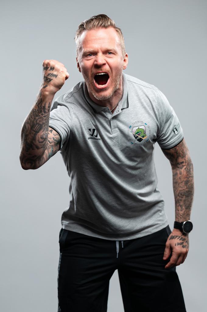 Štetje tatujev je opustil že pred časom. | Foto: Domen Jančič/HK SŽ Olimpija