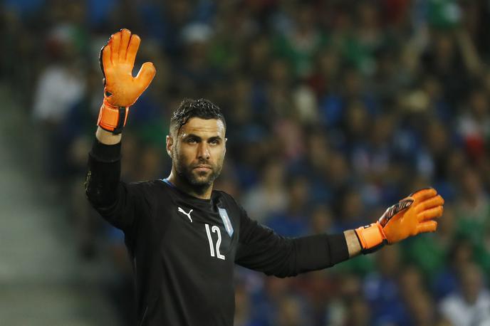 Salvatore Sirigu | Foto Reuters