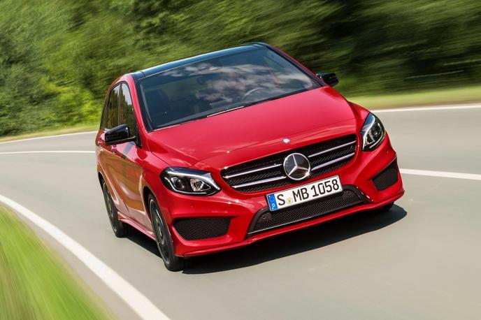 mercedes razred B | Stari razred B je bil oblikovno že precej zastarel tako navzven kot tudi v notranjosti. Naslednik bo obdržal praktičnost, a dobil precej bolj moderne linije. | Foto Mercedes-Benz